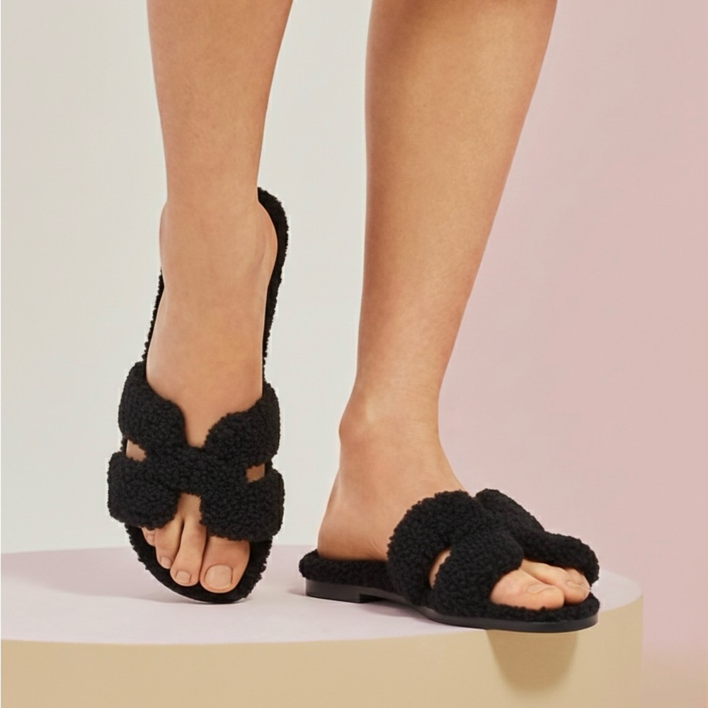 Hermès Oran Teddy Shearling Sandals Black Size 38.5
